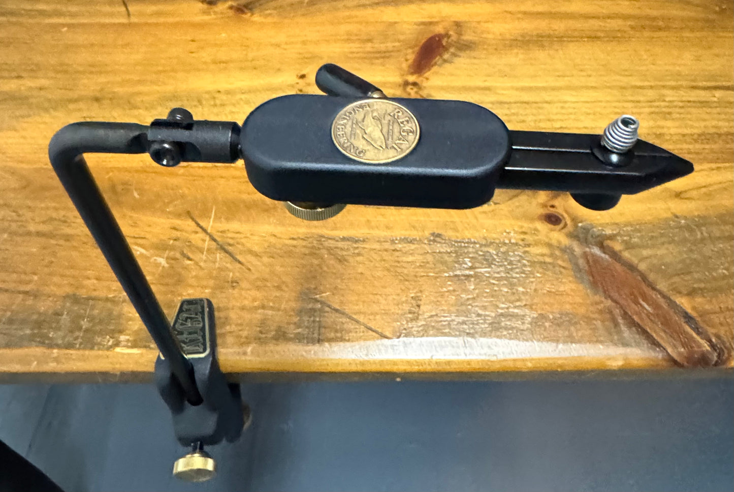 Regal Vise