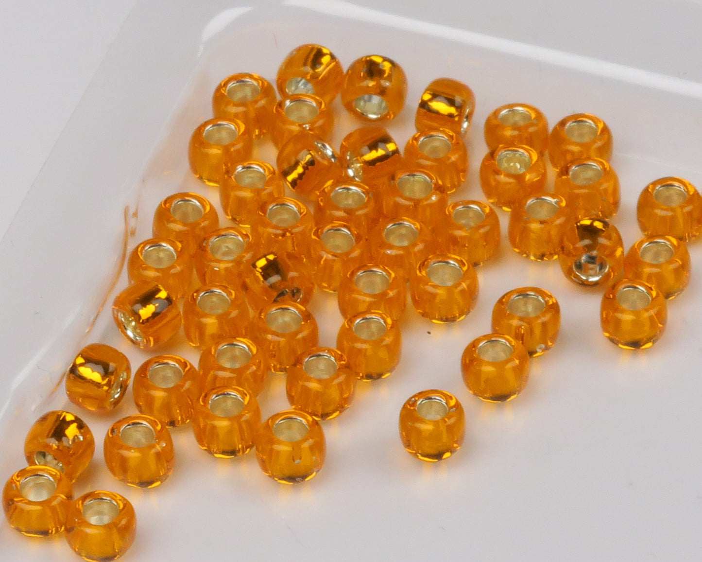 Hareline Tyers Glass Beads